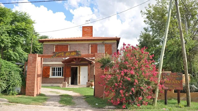 Cabañas y Aparts El Rincon de Irinan