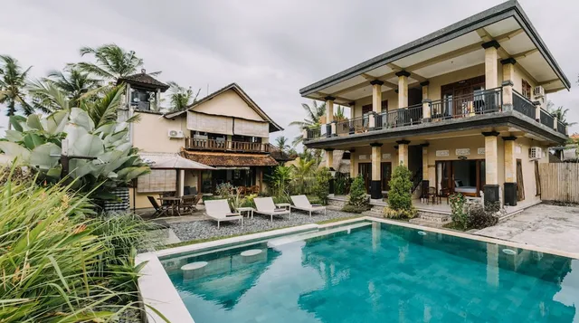 Ubud Shanti Rice Field House