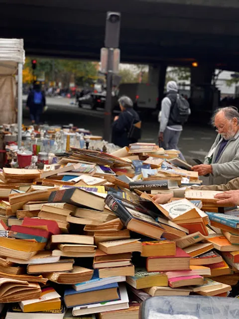Flea Market Rue Jean Henri Fabre