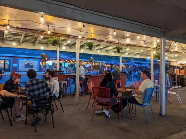 Ashe's Bearden Beer Market