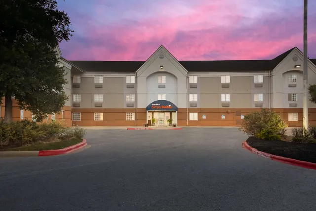 Sonesta Simply Suites Austin South