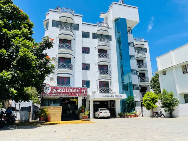 Anamalais Hotel