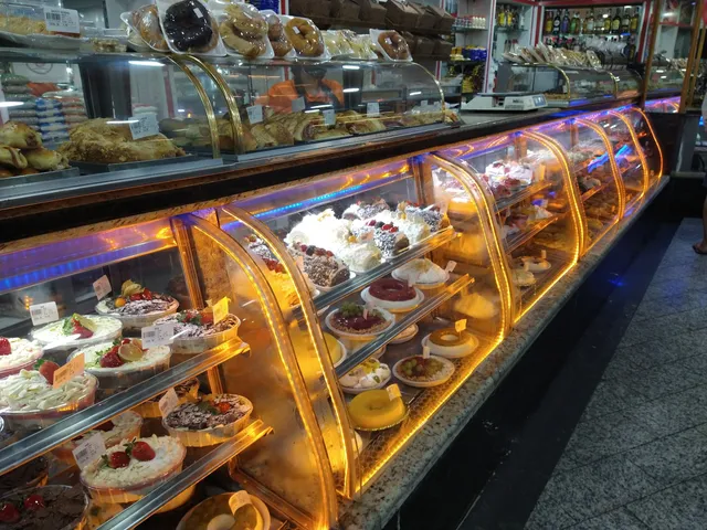 Breads Victoria House