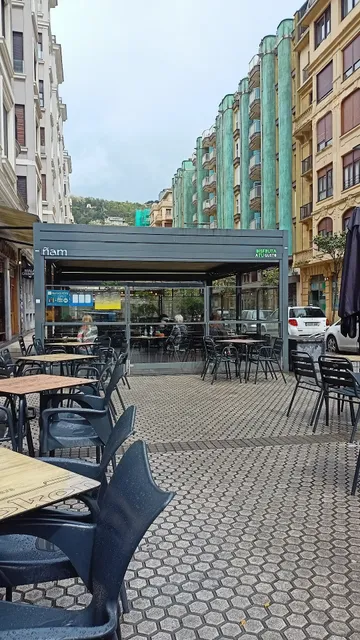 Ñam Restaurantes - Gros