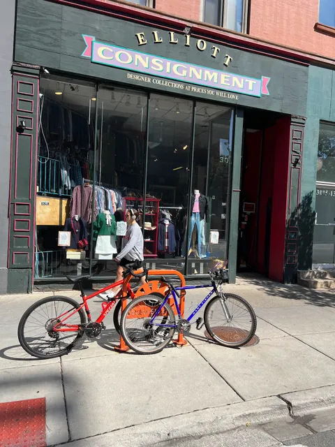 Elliott Consignment
