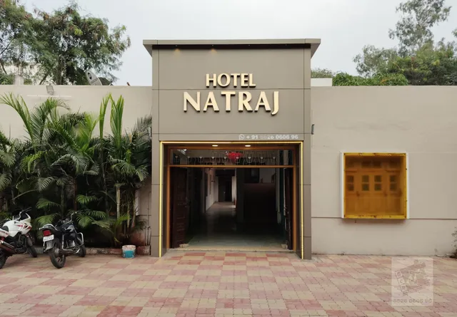 6 CR Hotel Natraj