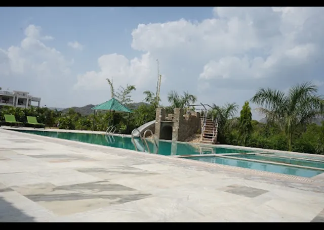 GREEN VALLEY SARISKA HOTEL AND RESTAURANT