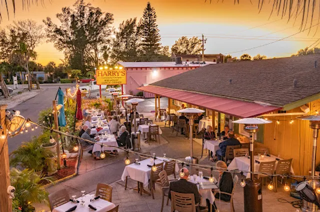 Harry's Continental Kitchens (Restaurant)