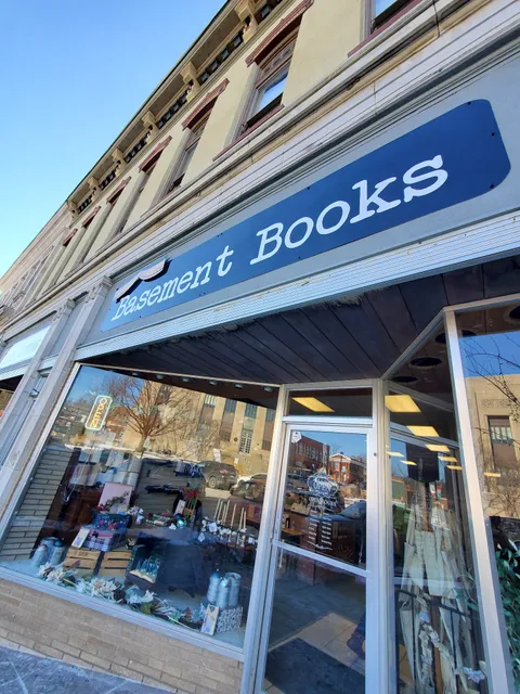 Basement Books KC