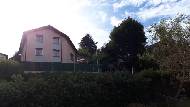 Une Nuit Ailleurs - Fermé