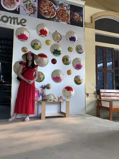 Pig family cafe & restaurant