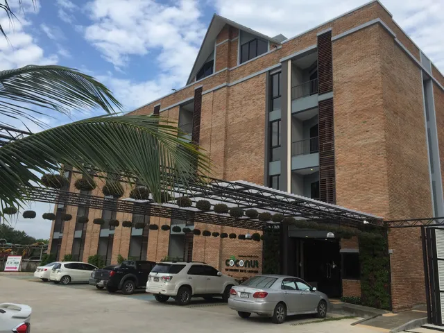 The Coconut Hotel Lampang