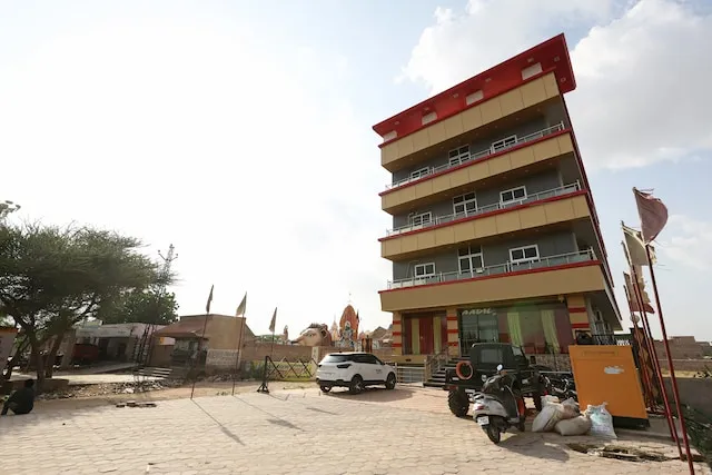 OYO Hotel Rbk Palace And Restaurant