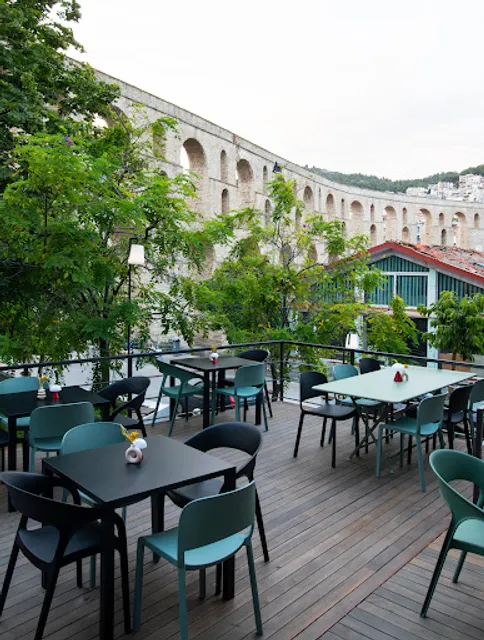 Atopo Bistronomy Restaurant