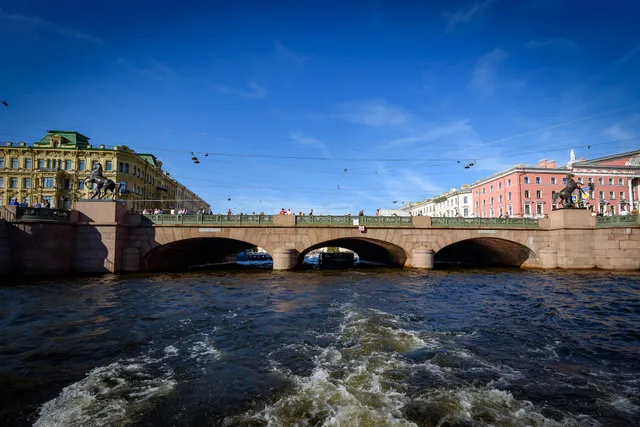 Anichkov Bridge