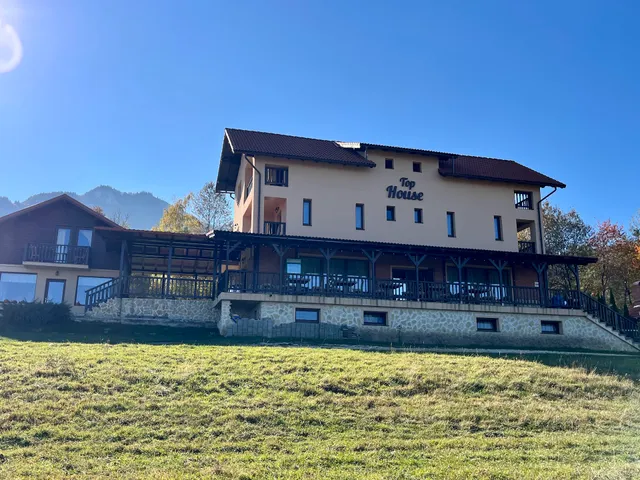 Pensiunea Top House