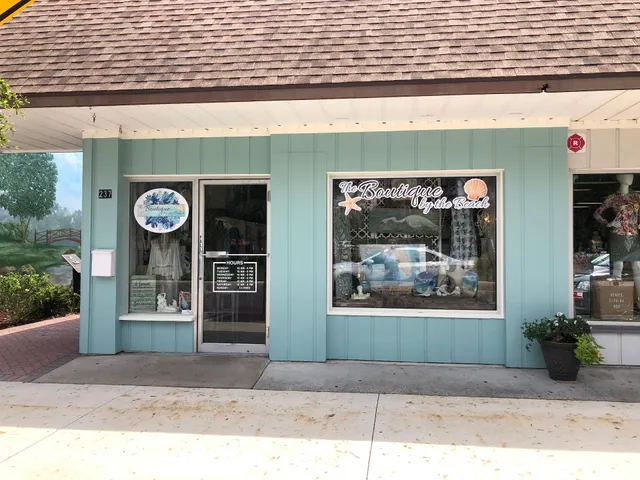 The boutique by the beach