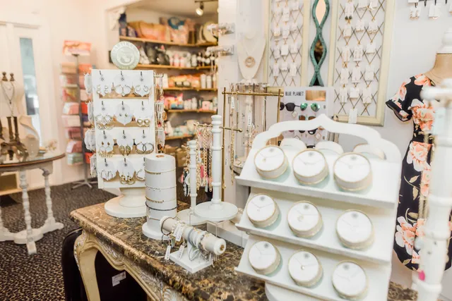 The Pearl Porch Boutique