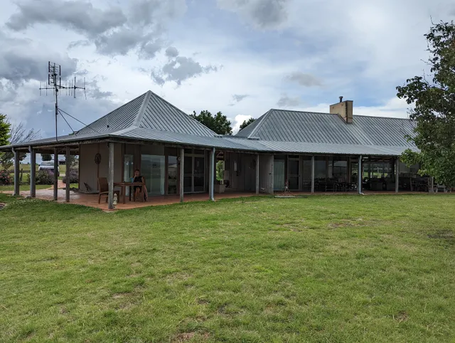 Owl Head Lodge - Glass Cottage & Studios