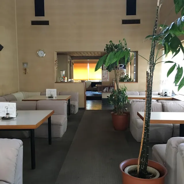 コーヒー＆レストラン七曲〜天国に一番近い喫茶店〜