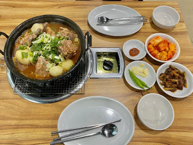 원조감자탕 일미집 역삼점