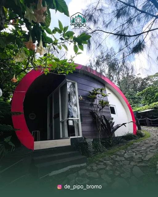 de Pipo Bromo Tube House