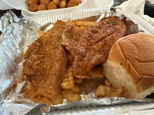 CAPTAIN MOE'S FISH MARKET