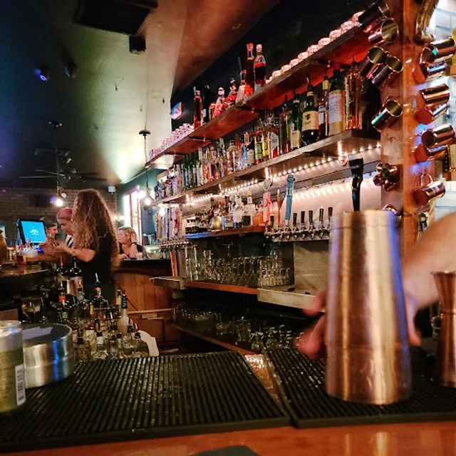 Wander Bar: Mobile Bartending and Cocktail Lounge