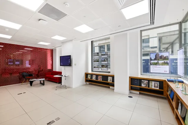 JLL Canary Wharf Real Estate