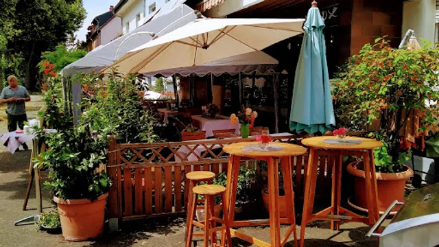 Almend Cafe, Bistro und Mehr