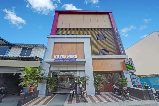 Collection O Mount Road Rich Mount Near Marina Beach