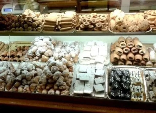 Bakery and Pastry Shop Dolcilandia Dao