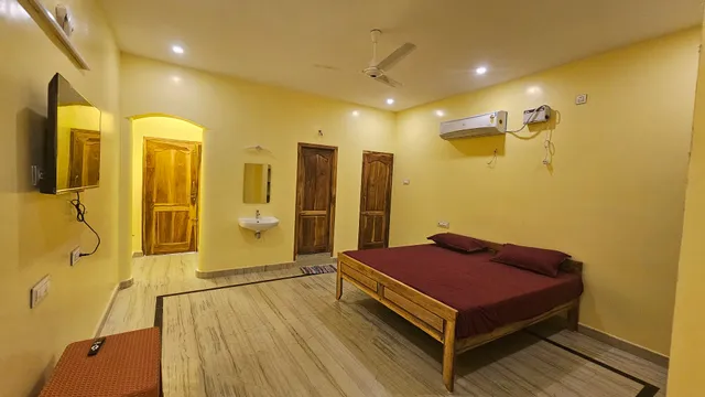 CHENDUR MURUGAN HOME STAY
