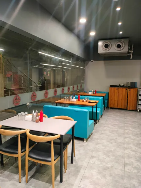 William John's Pizza TRP Mall Bopal