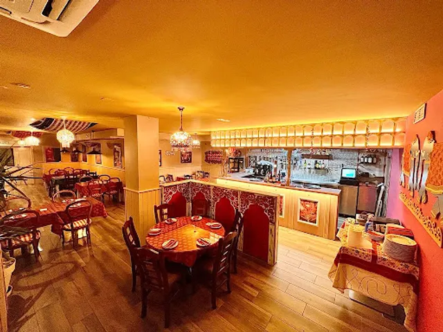 Hola India - Restaurante