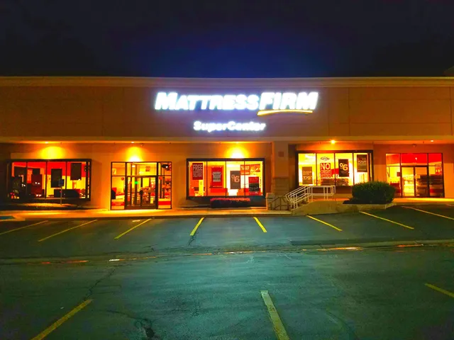 Mattress Firm Clearance Center Riverdale