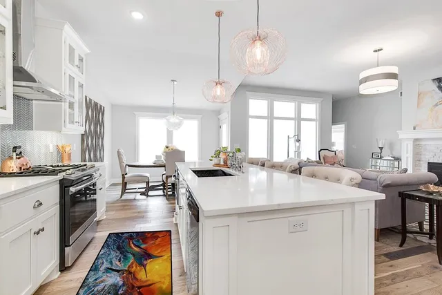 Caroline's Treaures & the-store.com