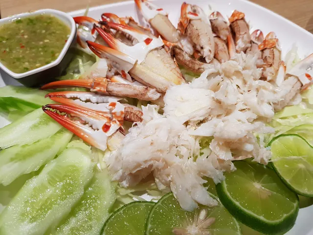 Gourmet Eats Siam Paragon Branch