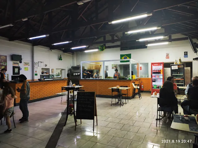 Titãs Pizzas e Comida Árabe