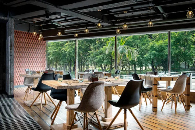 PLAYT Buffet Restaurant