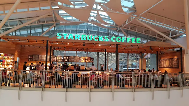 Starbucks - Jurong Point