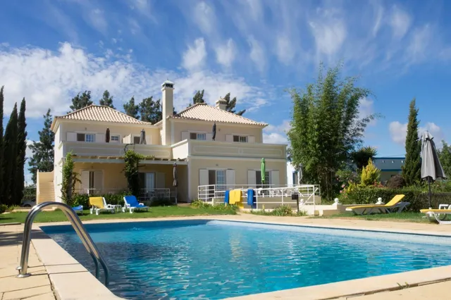 Quinta Da Moura - Casa De Campo