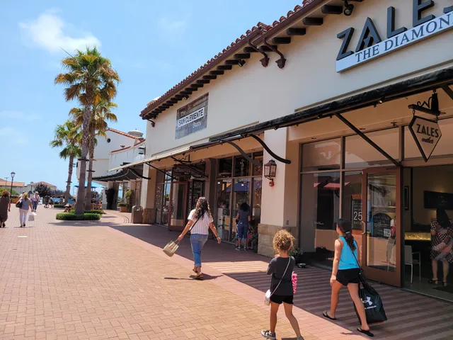 San Clemente Store