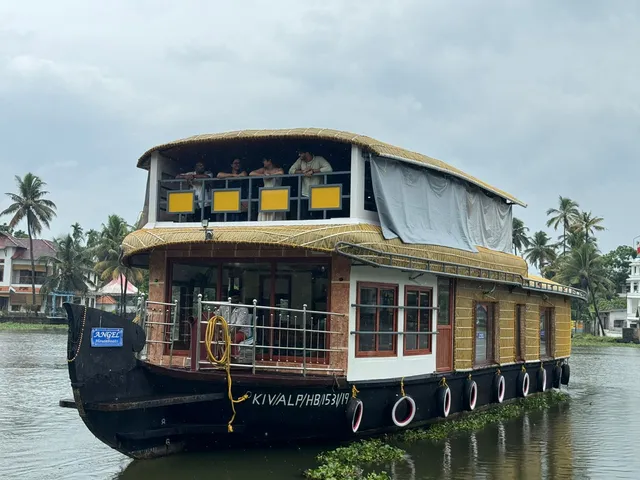 Angel Houseboat
