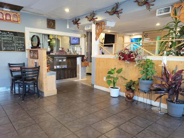 Bangkok Noodle Soup & Grill