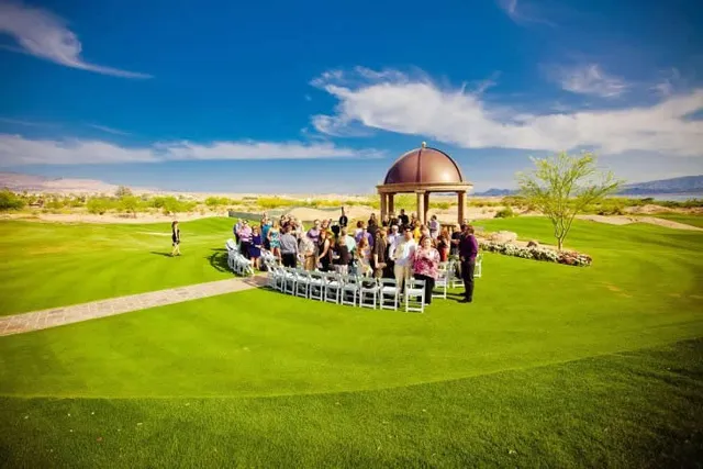 Iron Wolf Golf & Country Club