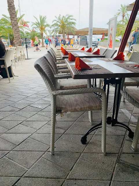 Bombay Beach Indian Restaurant