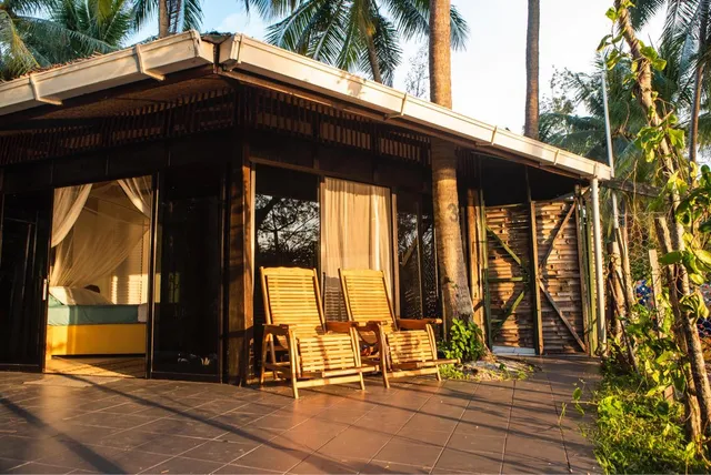 GreenHouse Ecolodge Mantanani island