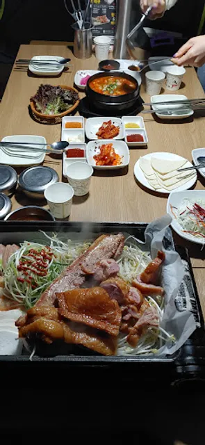 산골항아리바베큐 원당점