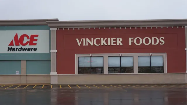 Ace Hardware Vinckier